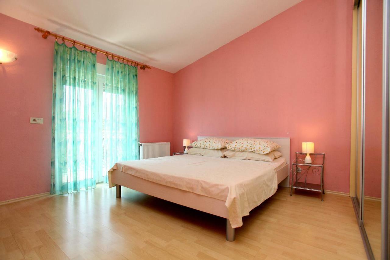 Apartman Dinka Трогир Экстерьер фото