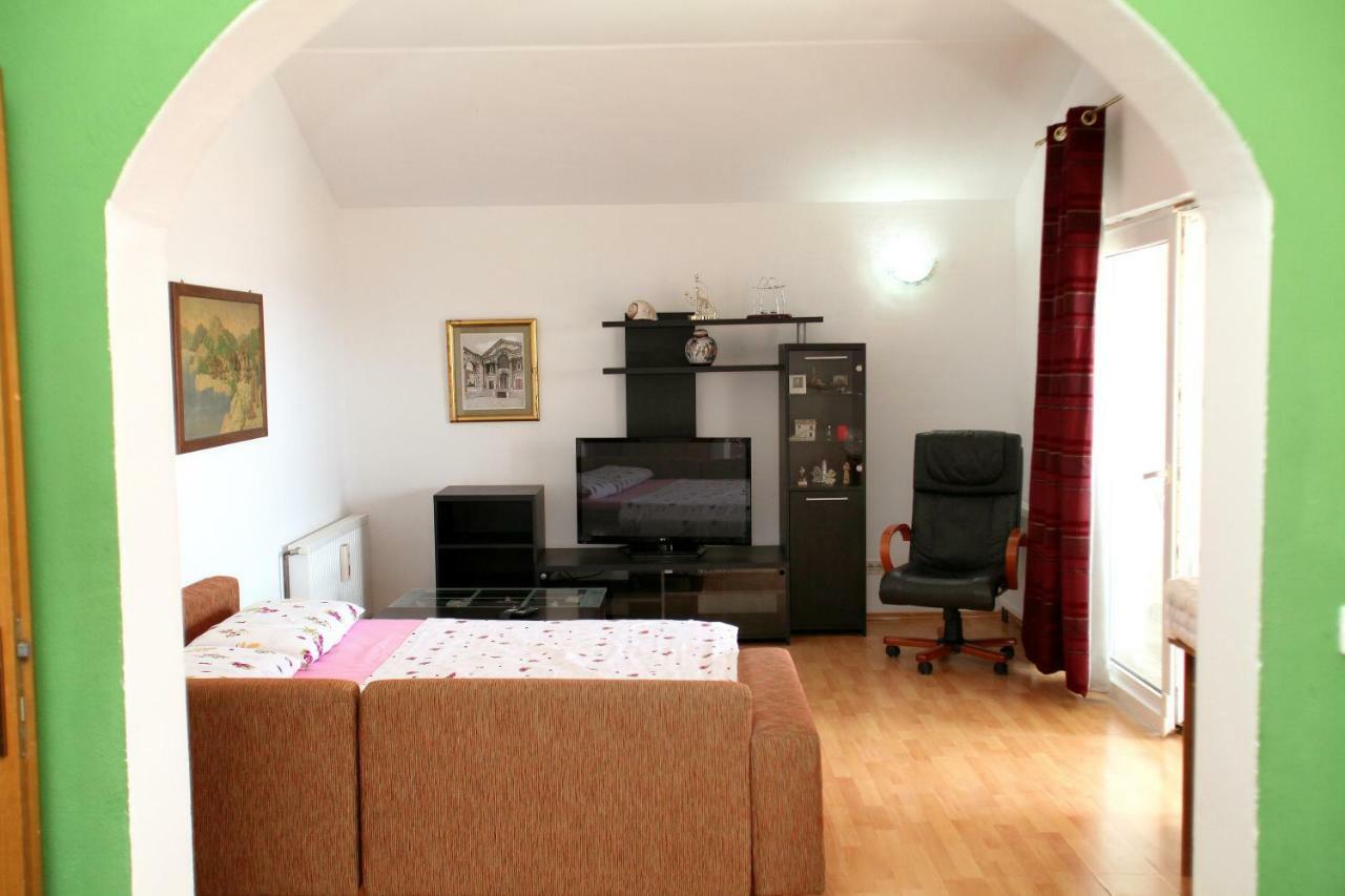 Apartman Dinka Трогир Экстерьер фото